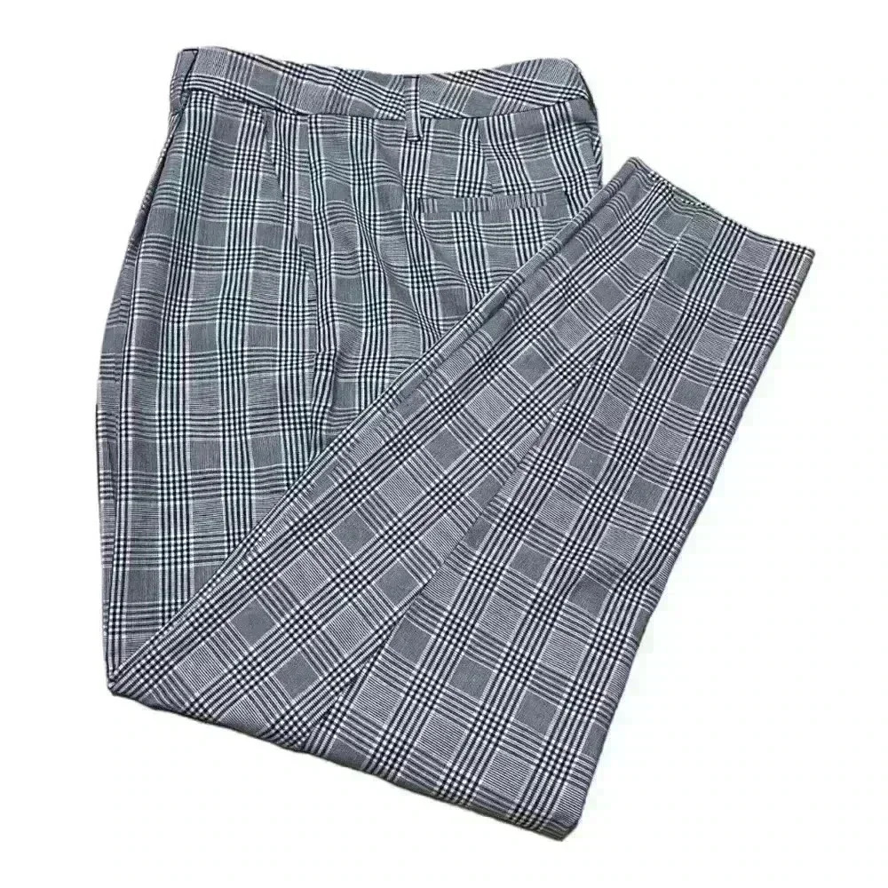 Banana Republic Women’s High Rise Tapered Plaid Pants - Picture 2 of 8